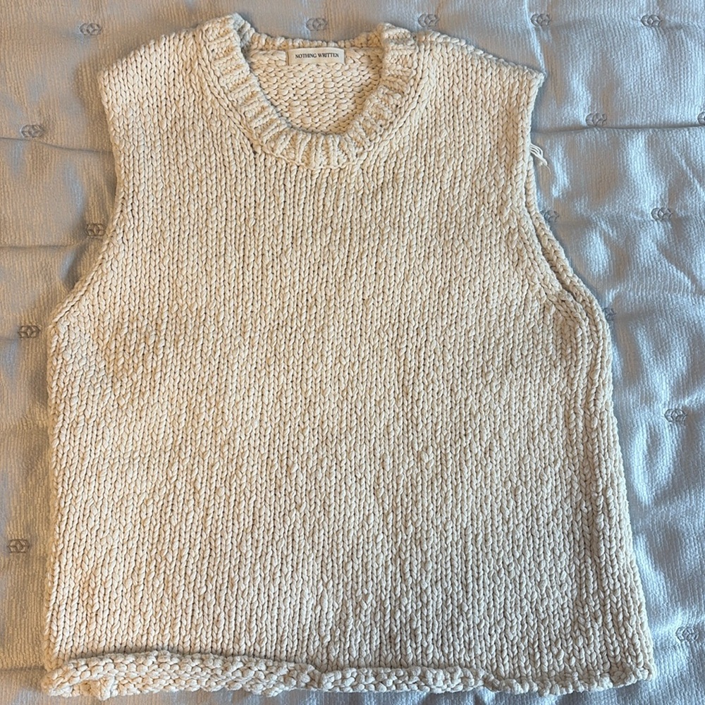 Nothing Written Noo Vest